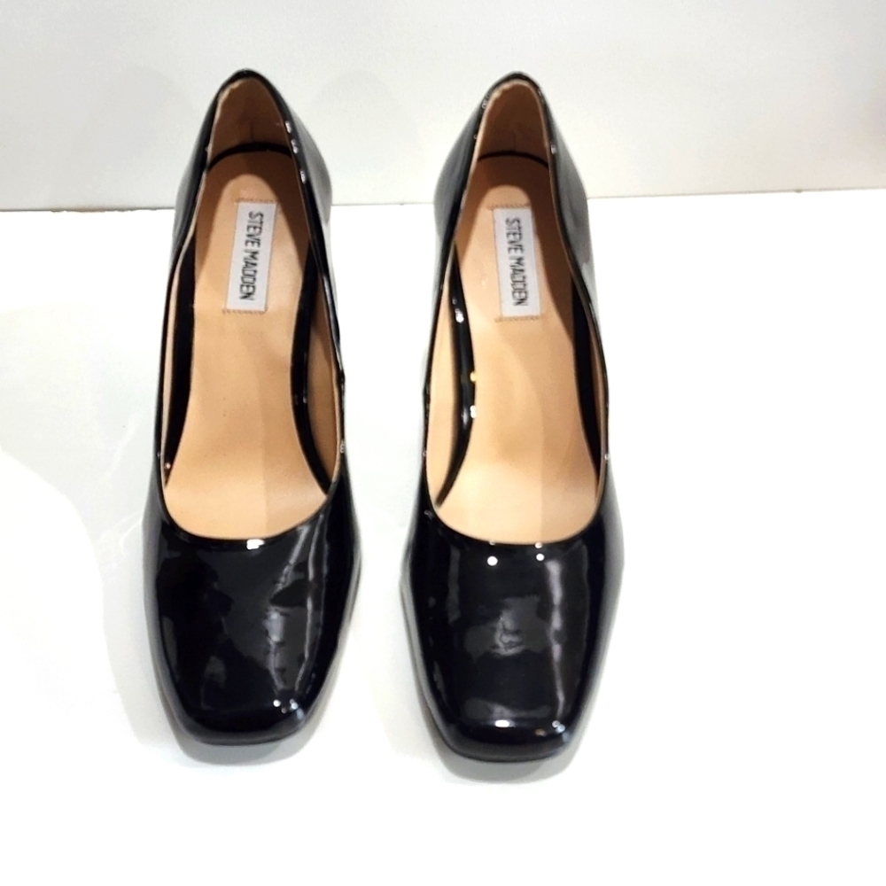 Steve Madden pumps